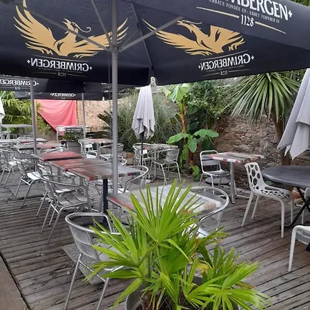 فندق Les Voyageurs 2*