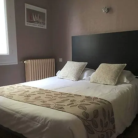 Les Voyageurs Hotel